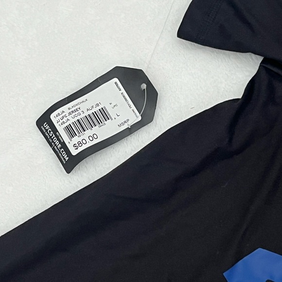 Reebok UFC Jon Jones Jersey - Picture 3 of 7